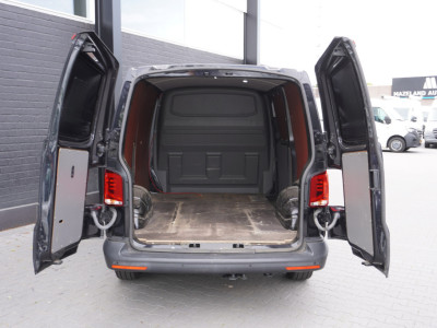 Volkswagen Transporter 2.0 TDI 150PK Automaat EURO 6 - Airco - Navi - Cruise - €17.900,- Excl. 9