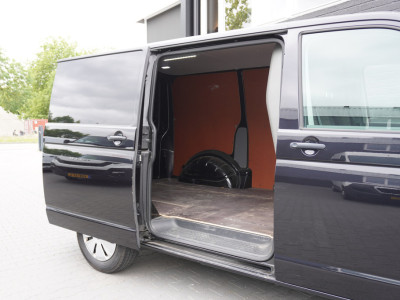 Volkswagen Transporter 2.0 TDI 150PK Automaat EURO 6 - Airco - Navi - Cruise - € 17.900,- Excl. 9
