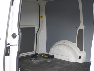 Volkswagen Transporter 2.0 TDI 150PK EURO 6 - Airco - Navi - Cruise - €14.900,- Excl. foto 9