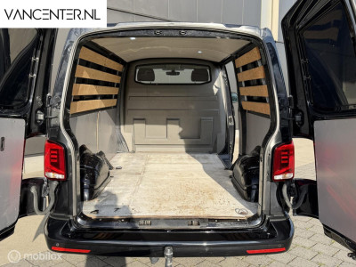 Volkswagen Transporter 2.0 TDI 150PK L2 Carplay Airco Trekhaak 7
