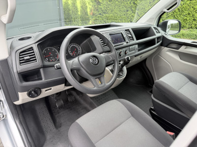 Volkswagen Transporter 2.0 TDI 150 PK / L2H1 / DUBBELE CABINE / TREKHAAK / 1e EIG. / AIRCO / CRUISE / ISOFIX / NAVI 10