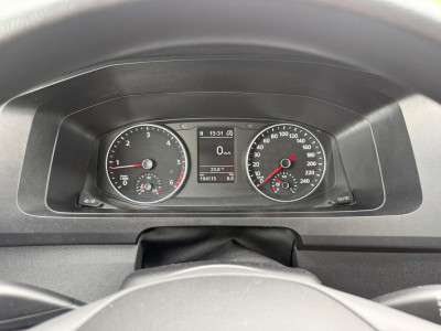 Volkswagen Transporter 2.0 TDI 150 PK / L2H1 / DUBBELE CABINE / TREKHAAK / 1e EIG. / AIRCO / CRUISE / ISOFIX / NAVI 12
