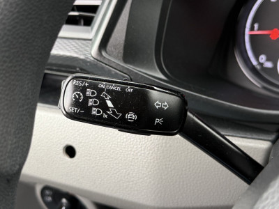 Volkswagen Transporter 2.0 TDI 150 PK / L2H1 / TREKHAAK / CRUISE / AIRCO / CARPLAY / PARKEERSENSOREN foto 10