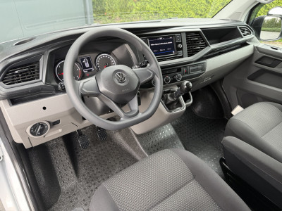 Volkswagen Transporter 2.0 TDI 150 PK / L2H1 / TREKHAAK / CRUISE / AIRCO / CARPLAY / PARKEERSENSOREN foto 7