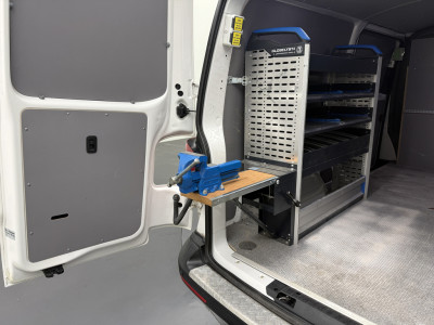 Volkswagen Transporter 2.0TDI 150Pk DSG Automaat Lang Highline | 2xSchuifdeur | Werkplaats | Navigatie | Camera | 3-Zits | Airco | Cruise 5