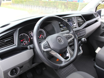 Volkswagen Transporter 2.0 TDI 150Pk L2H1 30 DC Comfortline | Trekhaak | Apple carplay/Android auto foto 2