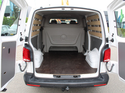 Volkswagen Transporter 2.0 TDI 150Pk L2H1 30 DC Comfortline | Trekhaak | Apple carplay/Android auto foto 20