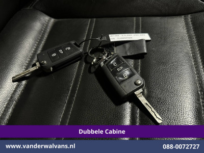 Volkswagen Transporter 2.0 TDI 150pk 4Motion L2H1 Dubbele Cabine Euro6 Airco | 5-Zits | Apple Carplay | Cruisecontrol | Omvormer Android Auto, 2500kg Trekhaak, Leder, Parkeersensoren, Achterklep foto 18