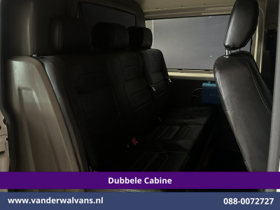 Volkswagen Transporter 2.0 TDI 150pk 4Motion L2H1 Dubbele Cabine Euro6 Airco | 5-Zits | Apple Carplay | Cruisecontrol | Omvormer Android Auto, 2500kg Trekhaak, Leder, Parkeersensoren, Achterklep foto 2