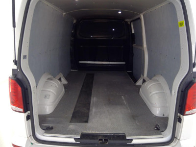 Volkswagen Transporter 2.0 TDI 150pk Automaat L2 H1 foto 2