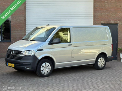 Volkswagen Transporter 2.0 TDI 150 pk DSG L1H1 28 Automaat Navi Carplay