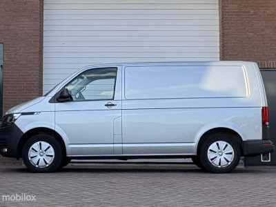 Volkswagen Transporter 2.0 TDI 150 pk DSG L1H1 28 Automaat Navi Carplay foto 3