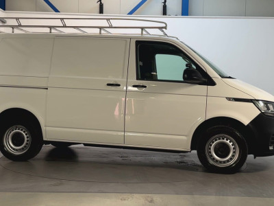 Volkswagen Transporter 2.0 TDI 150pk L1H1 Comfortline Trekhaak Parkeersensoren Cruise Control Airco 12