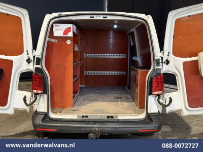 Volkswagen Transporter 2.0 TDI 150pk L2H1 Euro6 Airco | Camera | Apple Carplay | 2500kg Trekhaak | Cruisecontrol Android Auto, Parkeersensoren, Leder, Bijrijdersbank 11