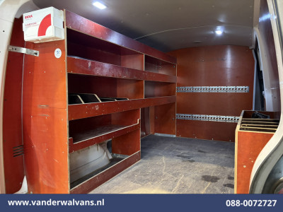 Volkswagen Transporter 2.0 TDI 150pk L2H1 Euro6 Airco | Camera | Apple Carplay | 2500kg Trekhaak | Cruisecontrol Android Auto, Parkeersensoren, Leder, Bijrijdersbank 12