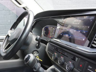 Volkswagen Transporter 2.0 TDI BULLI - EURO 6 - Airco - Navi - Cruise - €18.950,- Excl. 3