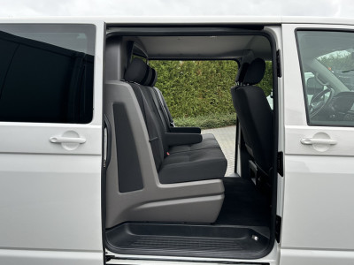 Volkswagen Transporter 2.0 TDI / BULLI / L2H1 / DUBBEL CABINE / 2x SCHUIFDEUR / LED / ADAPTIVE CRUISE / AIRCO / CARPLAY foto 8