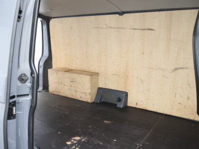 Volkswagen Transporter 2.0 TDI DSG 150 PK Lang 3-Zits, Airco, Cruise, Apple Carplay, Camera, DAB, PDC, Trekhaak, 18 12