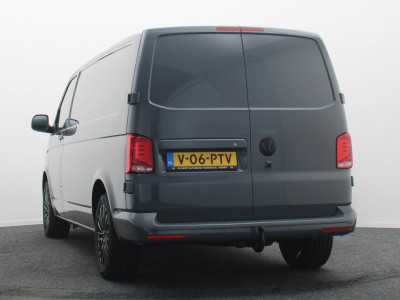 Volkswagen Transporter 2.0 TDI DSG 150 PK Lang 3-Zits, Airco, Cruise, Apple Carplay, Camera, DAB, PDC, Trekhaak, 18 19