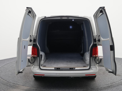 Volkswagen Transporter 2.0 TDI DSG L2H1 Leer, 3-Zits, Camera, Cruise, Airco, Apple Carplay, SideSteps, Elektrisch Pakket, 18 foto 12