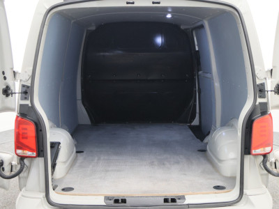 Volkswagen Transporter 2.0 TDI DSG L2H1 Leer, 3-Zits, Camera, Cruise, Airco, Apple Carplay, SideSteps, Elektrisch Pakket, 18 foto 14