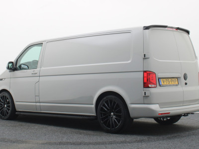Volkswagen Transporter 2.0 TDI DSG L2H1 Leer, 3-Zits, Camera, Cruise, Airco, Apple Carplay, SideSteps, Elektrisch Pakket, 18 foto 3