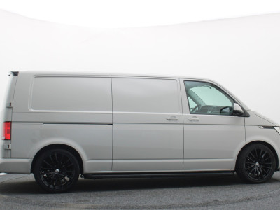 Volkswagen Transporter 2.0 TDI DSG L2H1 Leer, 3-Zits, Camera, Cruise, Airco, Apple Carplay, SideSteps, Elektrisch Pakket, 18 foto 8