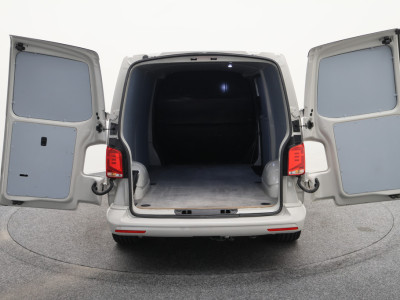 Volkswagen Transporter 2.0 TDI DSG L2H1 Leer, 3-Zits, Camera, Cruise, Airco, Apple Carplay, SideSteps, Elektrisch Pakket, 20 foto 13