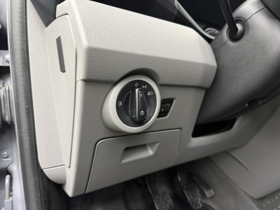Volkswagen Transporter 2.0TDI Grey Edition | Achterdeuren | Multimedia | Airco | Cruise foto 9