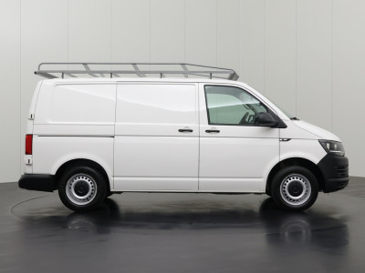Volkswagen Transporter 2.0TDI Imperiaal | Trekhaak | Airco | 3-Zits | Kastinrichting | Achterdeuren foto 13