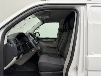 Volkswagen Transporter 2.0TDI Imperiaal | Trekhaak | Airco | 3-Zits | Kastinrichting | Achterdeuren foto 19