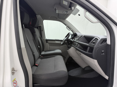 Volkswagen Transporter 2.0TDI Imperiaal | Trekhaak | Airco | 3-Zits | Kastinrichting | Achterdeuren foto 21