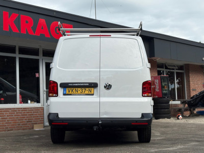 Volkswagen Transporter 2.0 TDI L1H1|110PK|airco|cruise|bluetooth|trekhaak|parkeersensoren achter|imperiaal|drie zitplaatsen|EURO6. 7