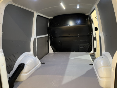 Volkswagen Transporter 2.0 TDI L1H1 150 PK Automaat / Euro 6 / Schuifdeur L + R / Airco / CarPlay / Cruise Control / Trekhaak / PDC / 3-Zits / 85.100 KM !! foto 13