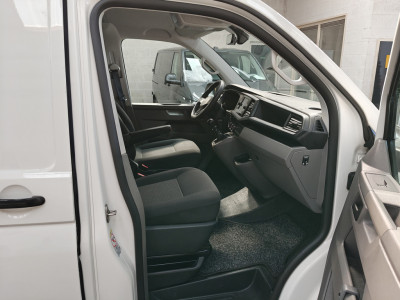 Volkswagen Transporter 2.0 TDI L1H1 150PK!  E6 foto 10