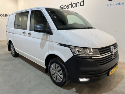 Volkswagen Transporter 2.0 TDI L1H1 150 PK Servicebus / Sortimo Inrichting / Euro 6 / 220V. / Airco / CarPlay / Camera / Cruise Control / Trekhaak / 3-Zits / foto 19