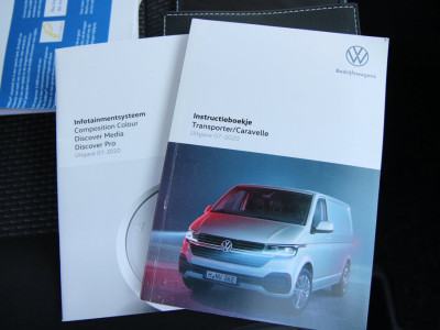 Volkswagen Transporter 2.0 TDI L1H1 / 150PK automaat / dubbel schuifdeur / app connect / cruise 14