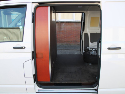 Volkswagen Transporter 2.0 TDI L1H1 / 150PK automaat / dubbel schuifdeur / app connect / cruise 8