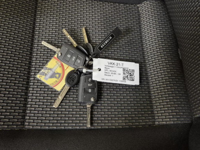 Volkswagen Transporter 2.0 TDI L1 H1 150pk Bulli Automaat 5