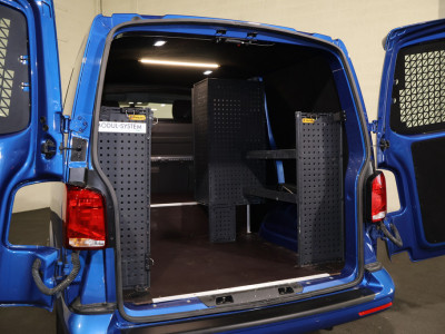 Volkswagen Transporter 2.0 TDI L1 H1 150pk Bulli Wolfsburg Edition foto 14