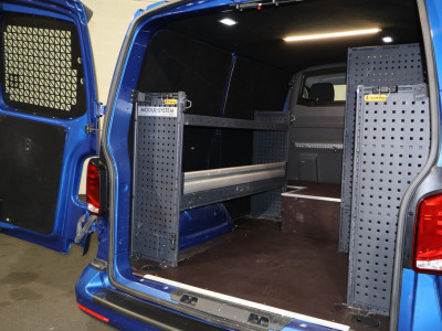 Volkswagen Transporter 2.0 TDI L1 H1 150pk Bulli Wolfsburg Edition foto 16