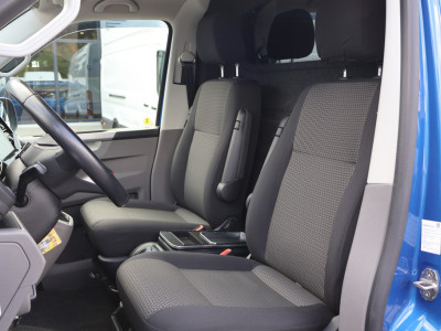 Volkswagen Transporter 2.0 TDI L1 H1 150pk Bulli Wolfsburg Edition foto 2