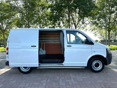 Volkswagen Transporter 2.0 TDI L1H1 165.139 km. Marge 3 Persoons foto 2