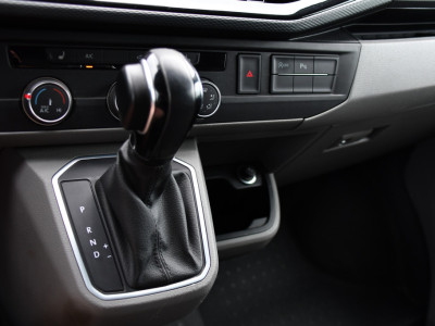 Volkswagen Transporter 2.0 TDI L1H1 30 4Motion Bulli Virtual, Camera, Carplay, 199pk, 4x4, LED, Automaat. Sensoren, Stoelverwarming, Trekhaak, Uniek! foto 21