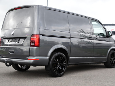 Volkswagen Transporter 2.0 TDI L1H1 30 4Motion Bulli Virtual, Camera, Carplay, 199pk, 4x4, LED, Automaat. Sensoren, Stoelverwarming, Trekhaak, Uniek! foto 6