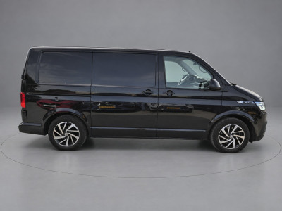 Volkswagen Transporter 2.0 TDI L1H1 30 Bulli 4Motion Virtual, Camera, Cruise, LED, 150pk, Automaat, 4x4, Carplay, Multimedia, Sensoren, Uniek! foto 3