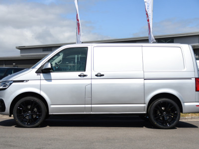 Volkswagen Transporter 2.0 TDI L1H1 30 PB Edition MARGE! Adaptieve Cruise, Camera, Carplay, LED, 2 x Schuifdeur, Stoelverwarming, Multimedia, Uniek! 9