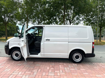 Volkswagen Transporter 2.0 TDI L1H1 AUTOMAAT Marge 140 PK!!! 3 Persoons foto 16