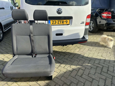Volkswagen Transporter 2.0 TDI L1H1 AUTOMAAT Marge 140 PK!!! 3 Persoons foto 21