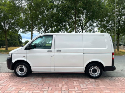 Volkswagen Transporter 2.0 TDI L1H1 AUTOMAAT Marge 140 PK!!! 3 Persoons foto 4